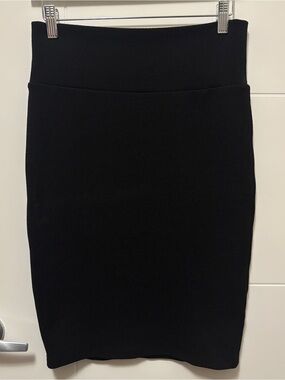 LuLaRoe Black Textured Pencil Skirt